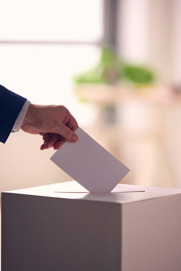 Politicae : s'engager pour des élections municipales réussies