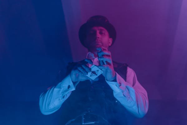 Magicien Marseille : faites de votre événement un spectacle magique